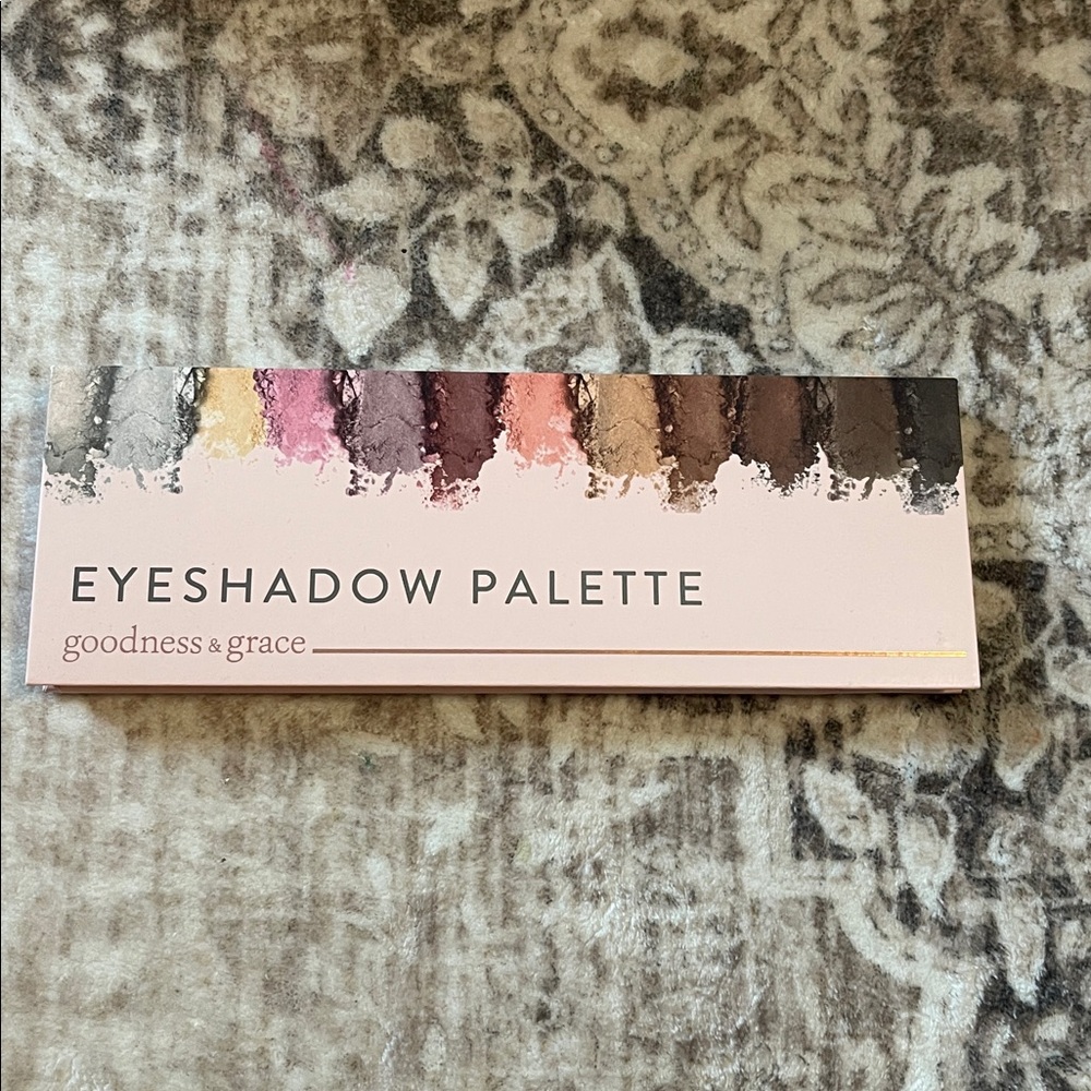 NWT Goodness and Grace Eyeshadow Palette